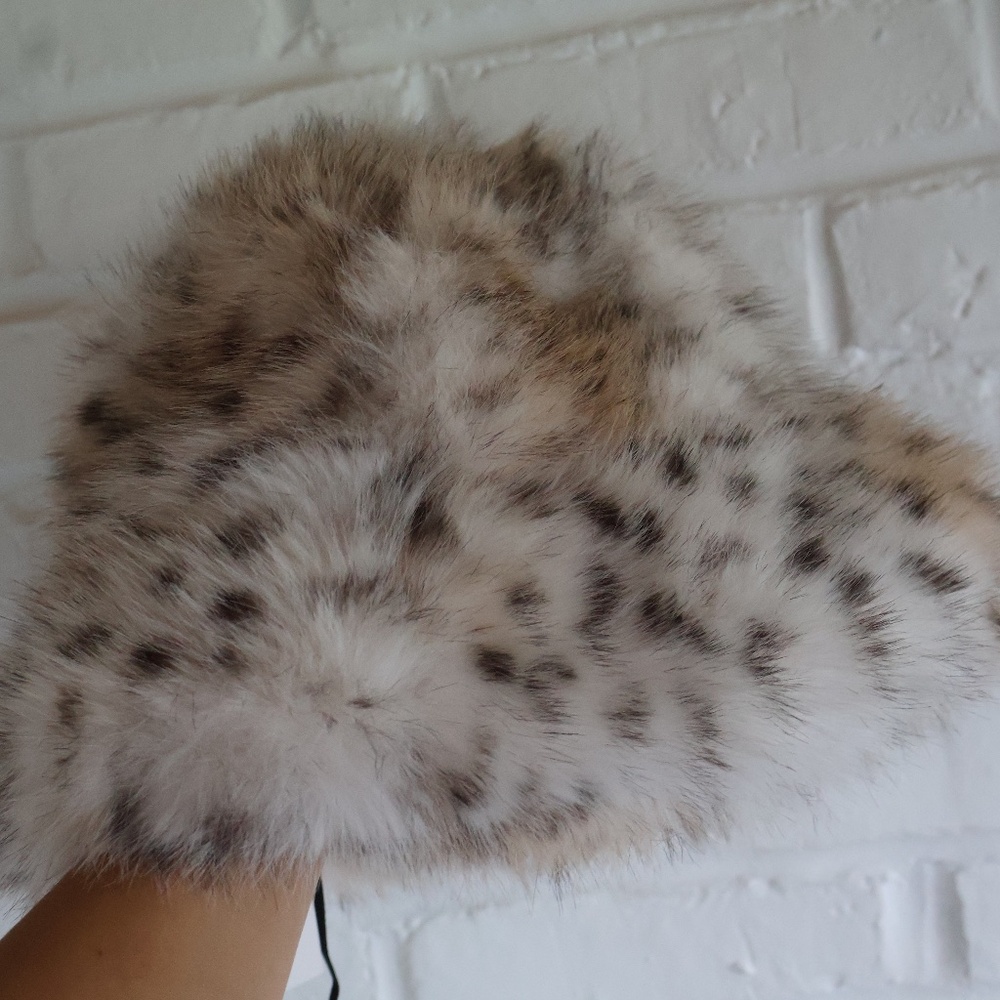 ANTHROPOLOGIE CHEETAH/LEOPARD FUR BUCKET HAT